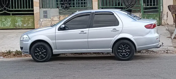Fiat Siena EL 1.0 MPI Fire Flex 8V 4P 2011