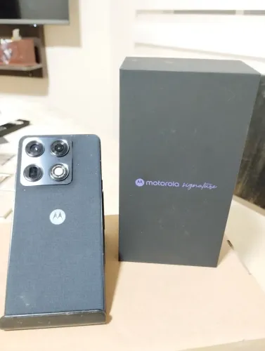 Motorola Signature na cor Preta veludo