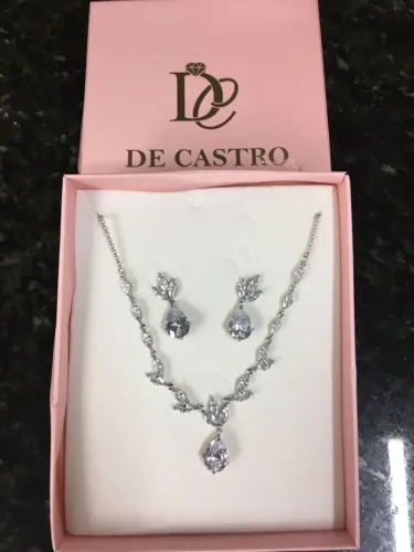 Conjunto Colar e Brincos de Gotas com Zircônias Prata - NOVO