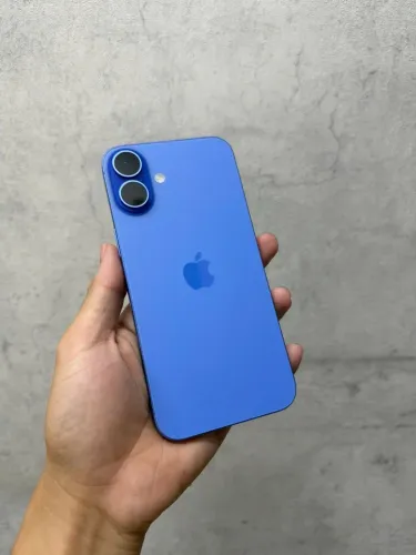 Iphone 16 Ultramarine COM APENAS 160 ciclos