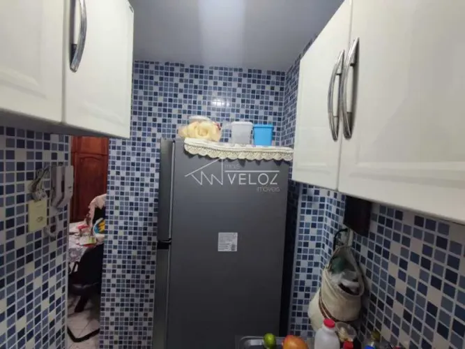 Kitnet/Conjugado - / Residencial / Centro