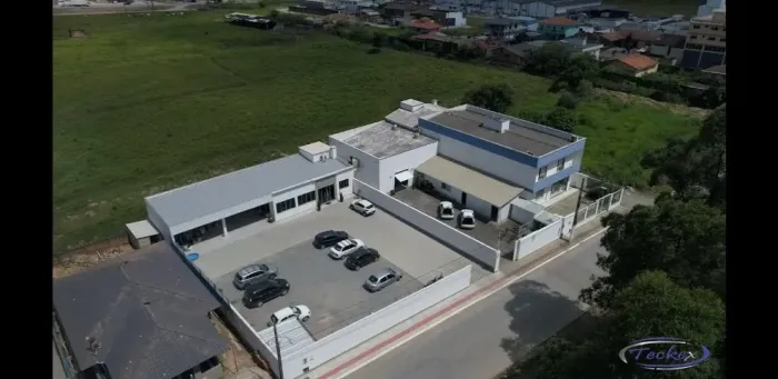 Auxiliar de Serviços Gerais
