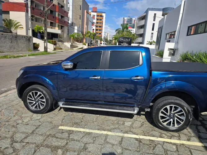 Nissan Frontier XE CD 4X4 2.3 Bi-TB Diesel Aut. 2021