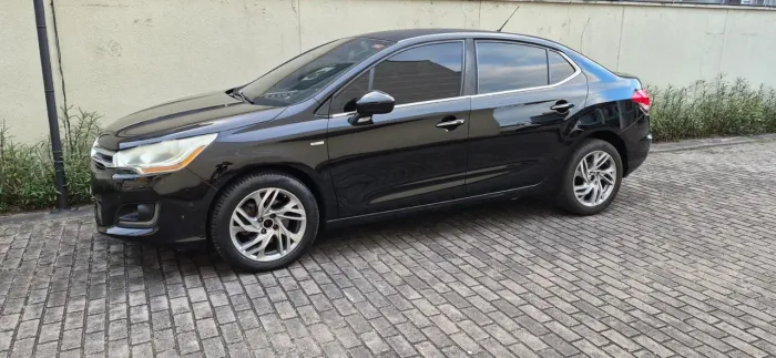 Citroen C4 Lounge Exclusive 1.6 Turbo 4P Aut. 2014