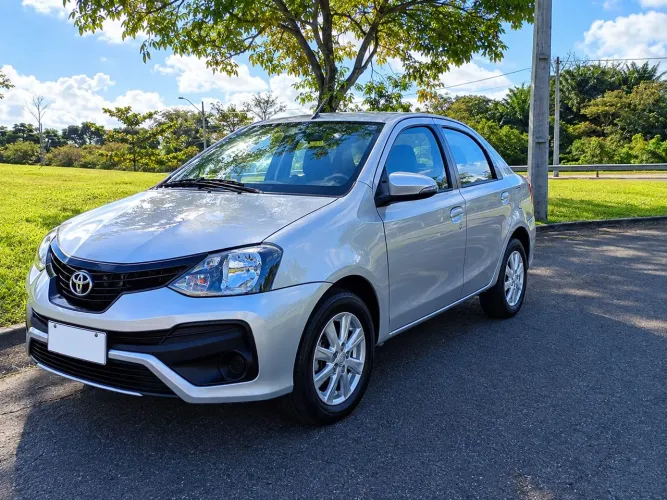 Toyota Etios X Plus Sedan 1.5 Flex 16V 4P Aut. 2020
