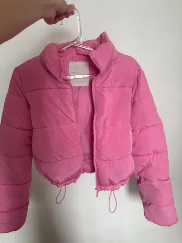 Jaqueta puffer rosa by nati vozza x hering 
