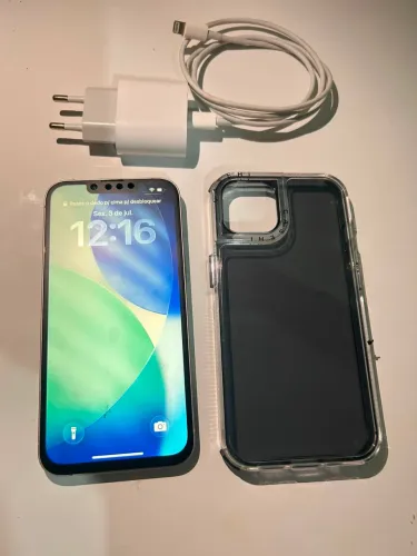 VENDO IPhone 13 de 128g - SEMI NOVO