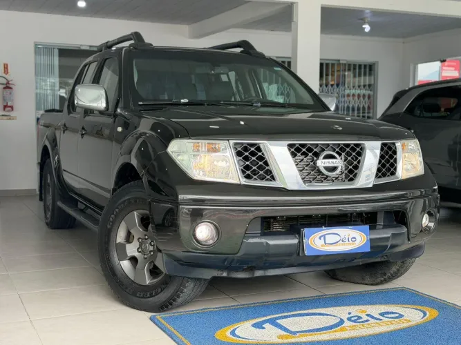 Nissan Frontier LE CD 4X4 2.5 TB Diesel Aut. 2013