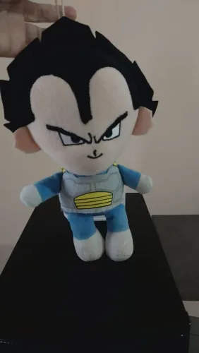 Pelúcia Vegeta de Dragon Ball Z - 21cm