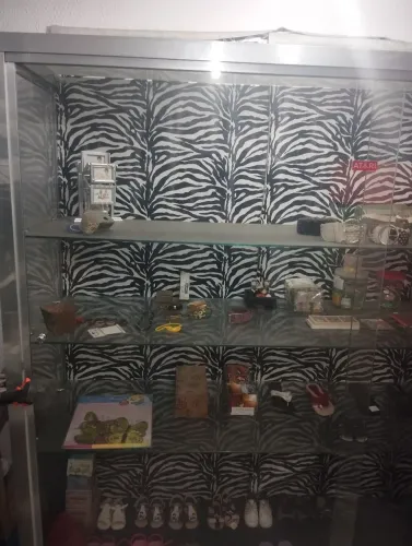 Vitrine de vidro para boutique