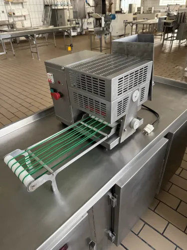Máquina de Massa de Panqueca (HMT 19)