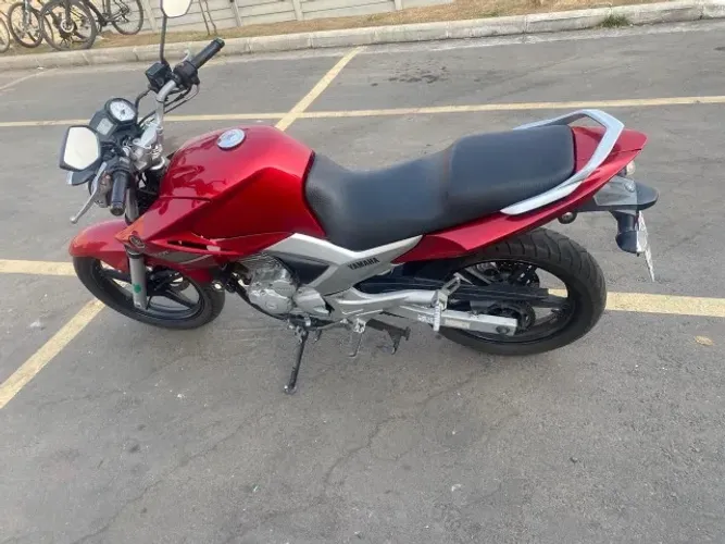 FAZER YS250 FLEX VERMELHA