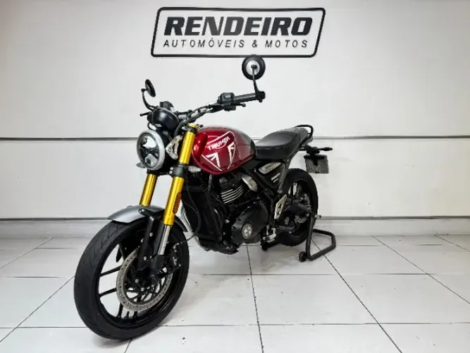 Triumph Speed 400 ano 2025 com 7.000km aceito troca