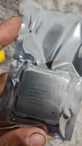 Xeon e5-2680v4 2.4 - 3.3 Ghz
