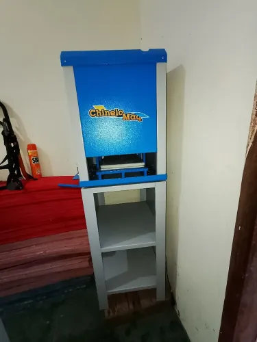 Máquina de chinelo completa