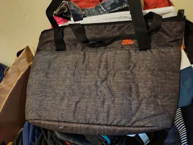 Bolsas Puma , Adidas , novas , Tam. Médio