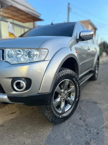 Mitsubishi Pajero Dakar 3.2 4X4 T.i. Dies. 5P Aut. 2012