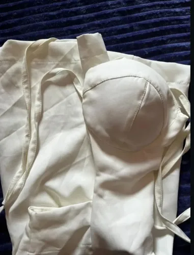 Vestido tubinho costa nua