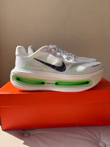 Nike Vomero Premium Green Spark - Tam. 44