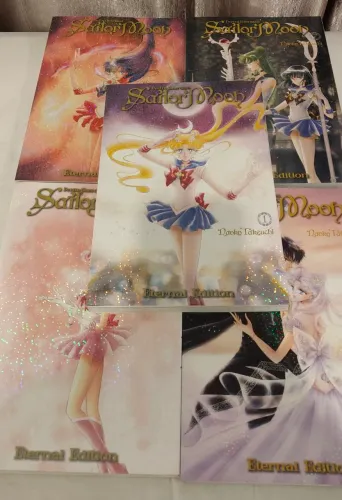 Manga sailor moon eternal Edition Inglês Kodansha volumes 1, 3, 7, 8 e 9