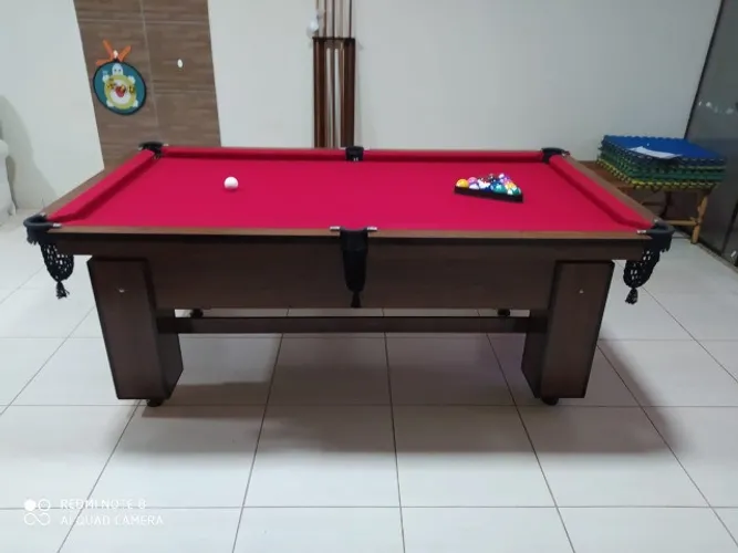Mesa de Bilhar 2,30 X 1,30 ecido Vermelho