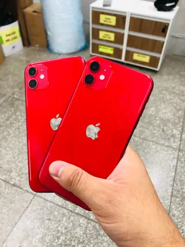 iPhone 11 Red 64g semi // impecável e garantia 
