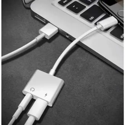 Adaptador De Fone P2 iPhone Carregador Não Precisa Bluetooth
