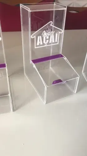 Potes em acrílico com Logo 