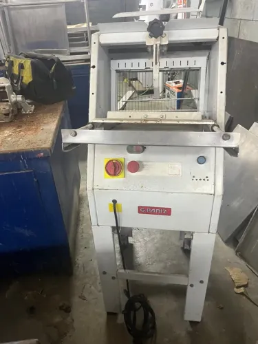 Máquina de Cortar Pão G.Paniz FP 14S