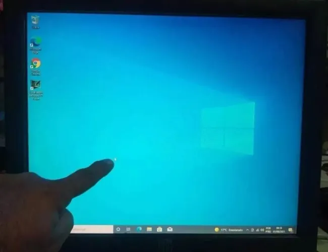 Monitor Elo ET1715L 17 polegadas Sem Pé 