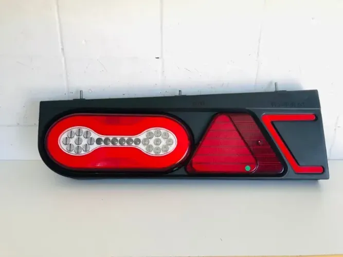 Lanterna Traseira Phantom 24v Led 2010 Randon Lado Esquerdo Motorista Original