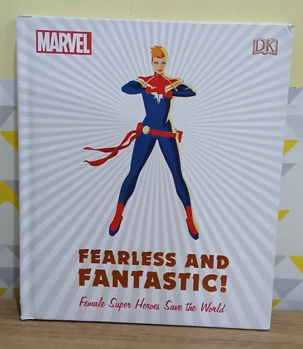 Livro Marvel - Fearless and Fantastic
