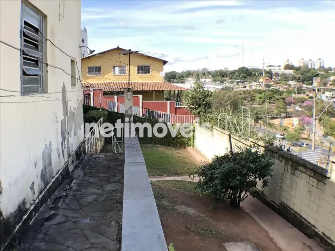 Casa com Habite-se. Ótima localização! IMÓVEL COM PROJETO APROVADO 1.4 DE APROVEITAMENTO!
