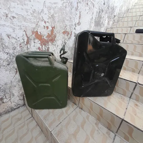 Galão Reservatório de combustível militar