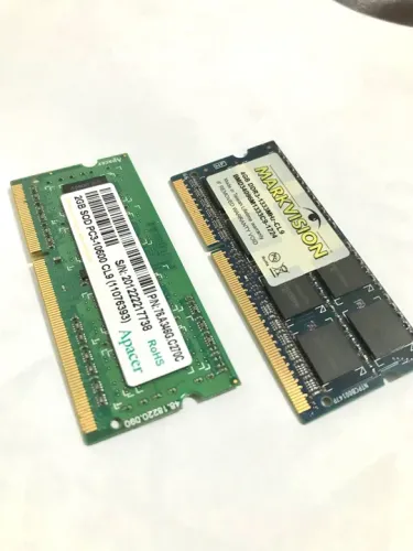 2 Memória RAM 4 GB E 2 GB