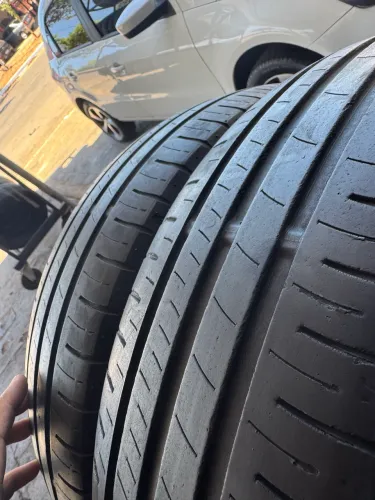 Par de Pneus 175/65 R15 Dunlop Sp Touring R1 84t, 70% vida útil