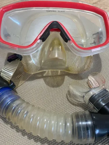 Máscara de Mergulho com Snorkel -  Ótima para Natação e Mergulho!