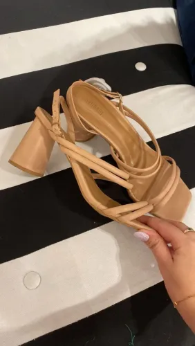 Sapato nude N° 39