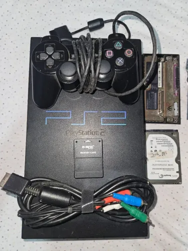 PlayStation 2 (PS2) com controle e adaptador de HD originais