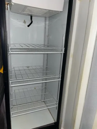 Cervejeira Vertical Imbera e Gelopar (Freezer) - NÃO FAÇO ENTREGA