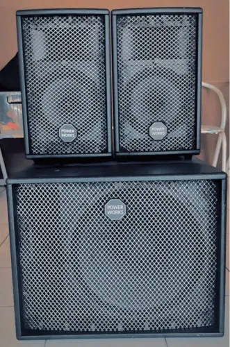 Sistema de PA POWER WORKS RS 82 SAT