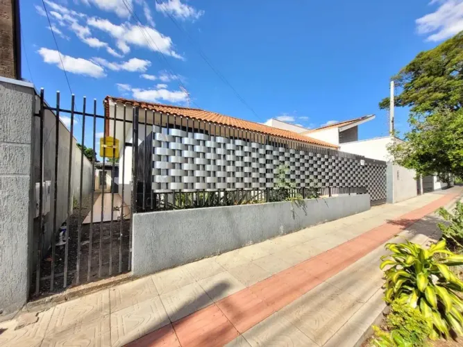 Casa para alugar em Maringá, Vila Santo Antônio, com 1 quarto, com 84 m²