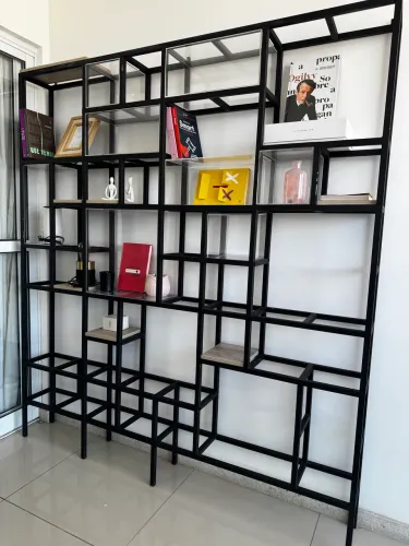 Estante estilo industrial minimalista