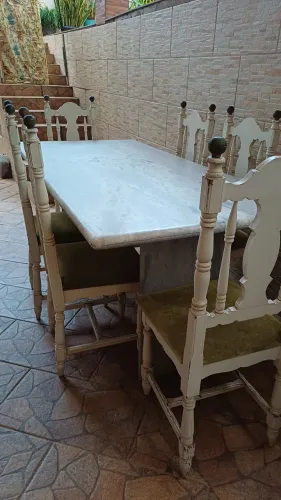 Linda Mesa de Mármore 1,80x0,90 + 6 cadeiras de madeira maciça