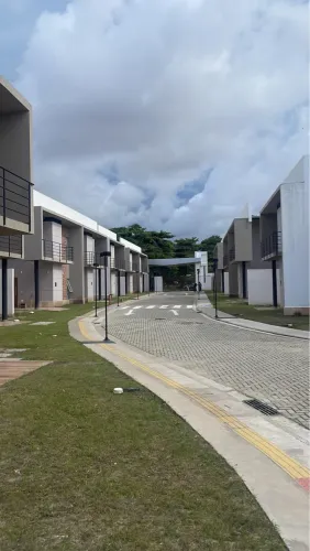 Casa no Turu com 4 Suites - Amplo quintal - Financiamento com a construtora