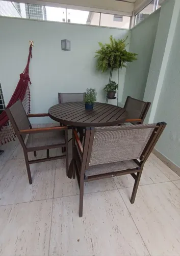 Conjunto de Cadeiras para Jantar - Moderno e Elegante