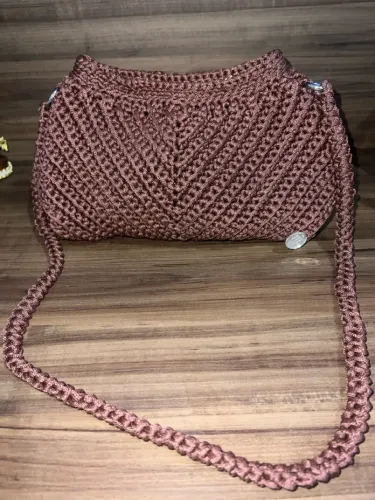 Bolsa de Ombro Artesanal Marrom