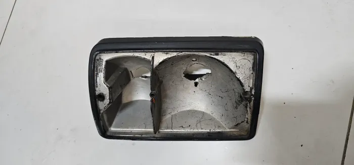 Fiorino furgao fiat 147 carcaça lanterna traseira original