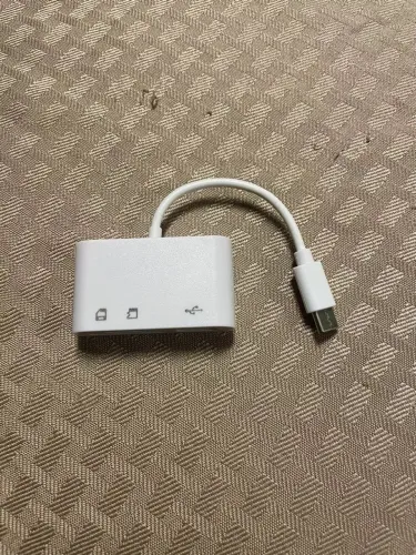Adaptador 3 em 1 USB-C para Cartão SD TF