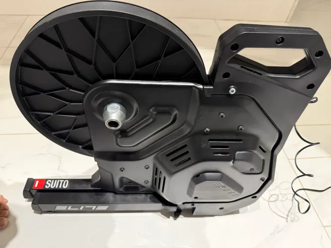 Rolo de treino Elite Suito com Cassette